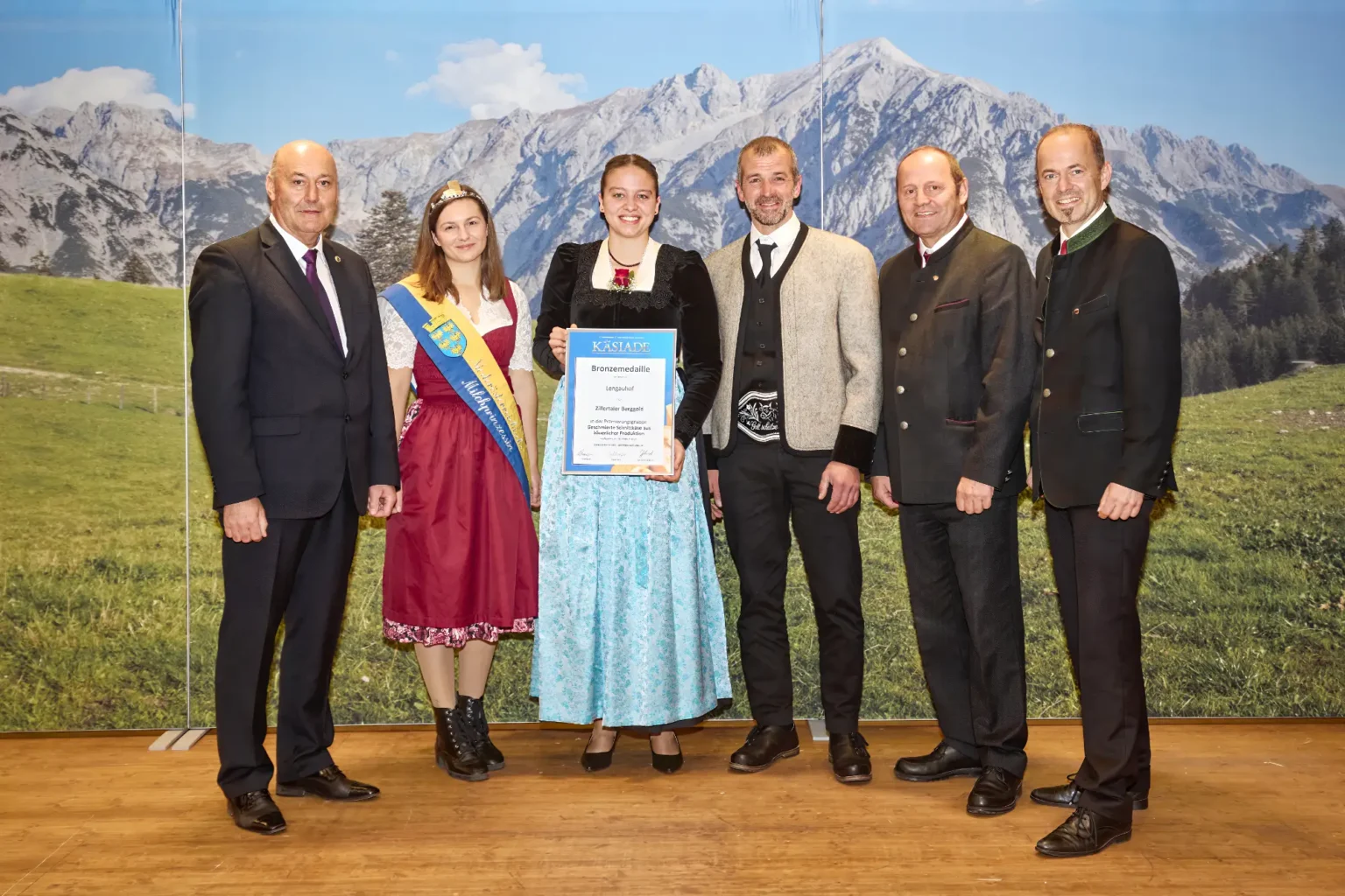 Bronzemedaille Geschmierte Schnittkäse aus bäuerlicher Produktion - Zillertaler Berggold - Lengauhof
