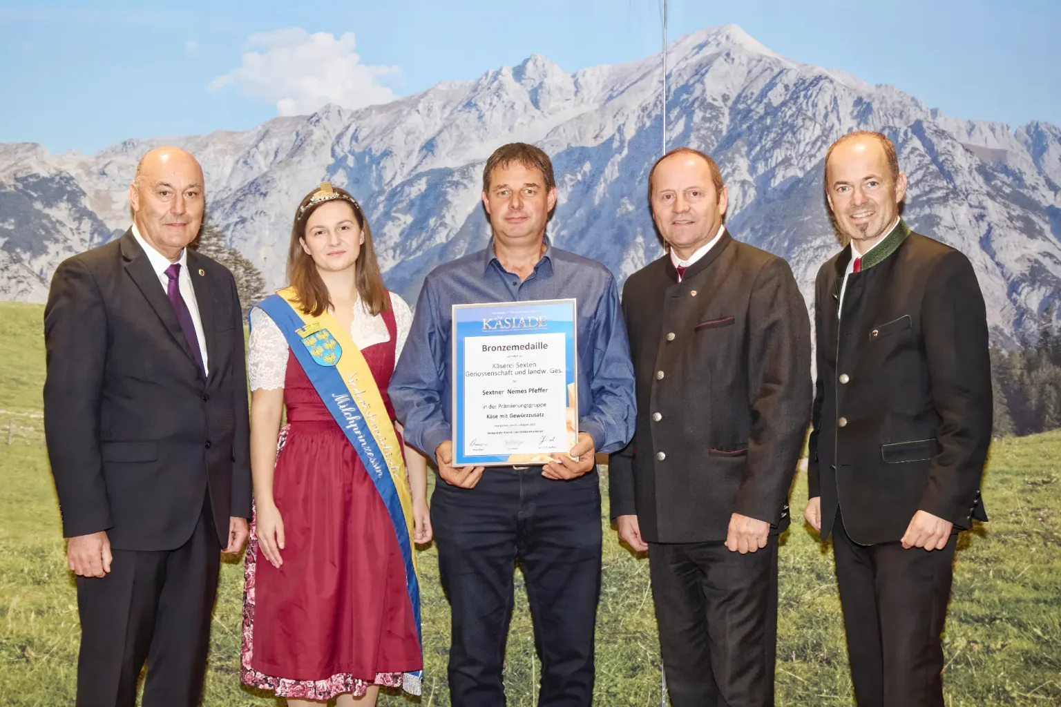 Bronzemedaille Käse mit Gewürzzusatz - Sextner Nemes Pfeffer - Käserei Sexten