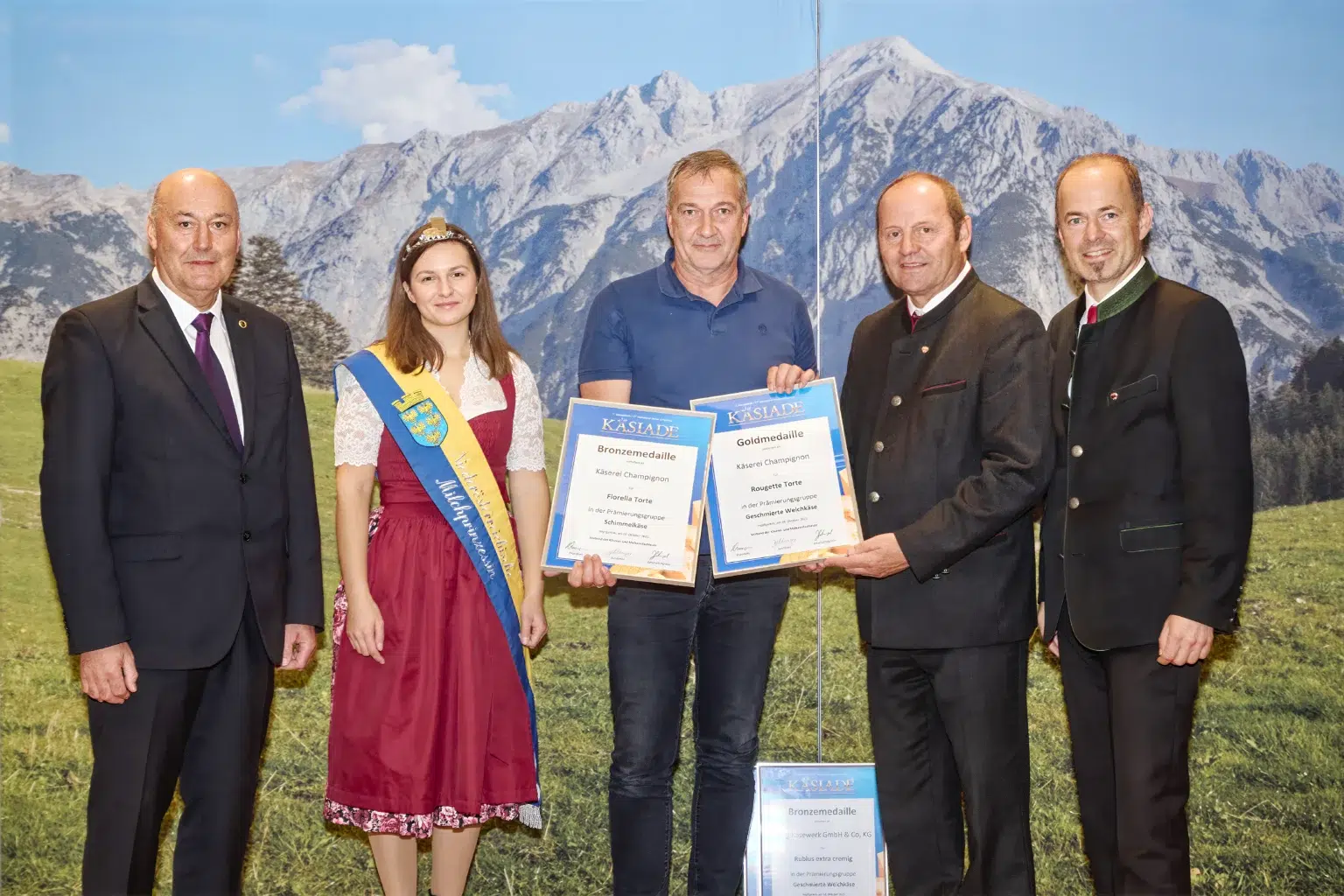 Bronzemedaille Schimmelkäse - Fiorella Torte - Käserei Champignon