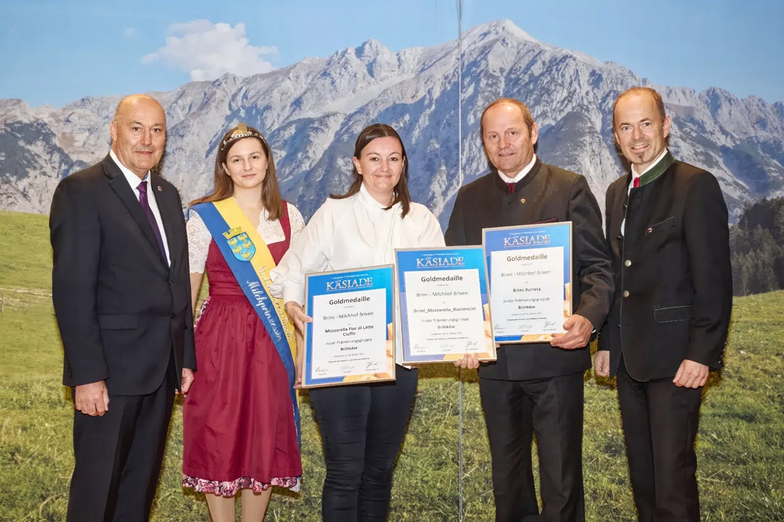 Goldmedaille Brühkäse - Mozarella Fior di Latte Ciuffo - Brimi Milchhof Brixen