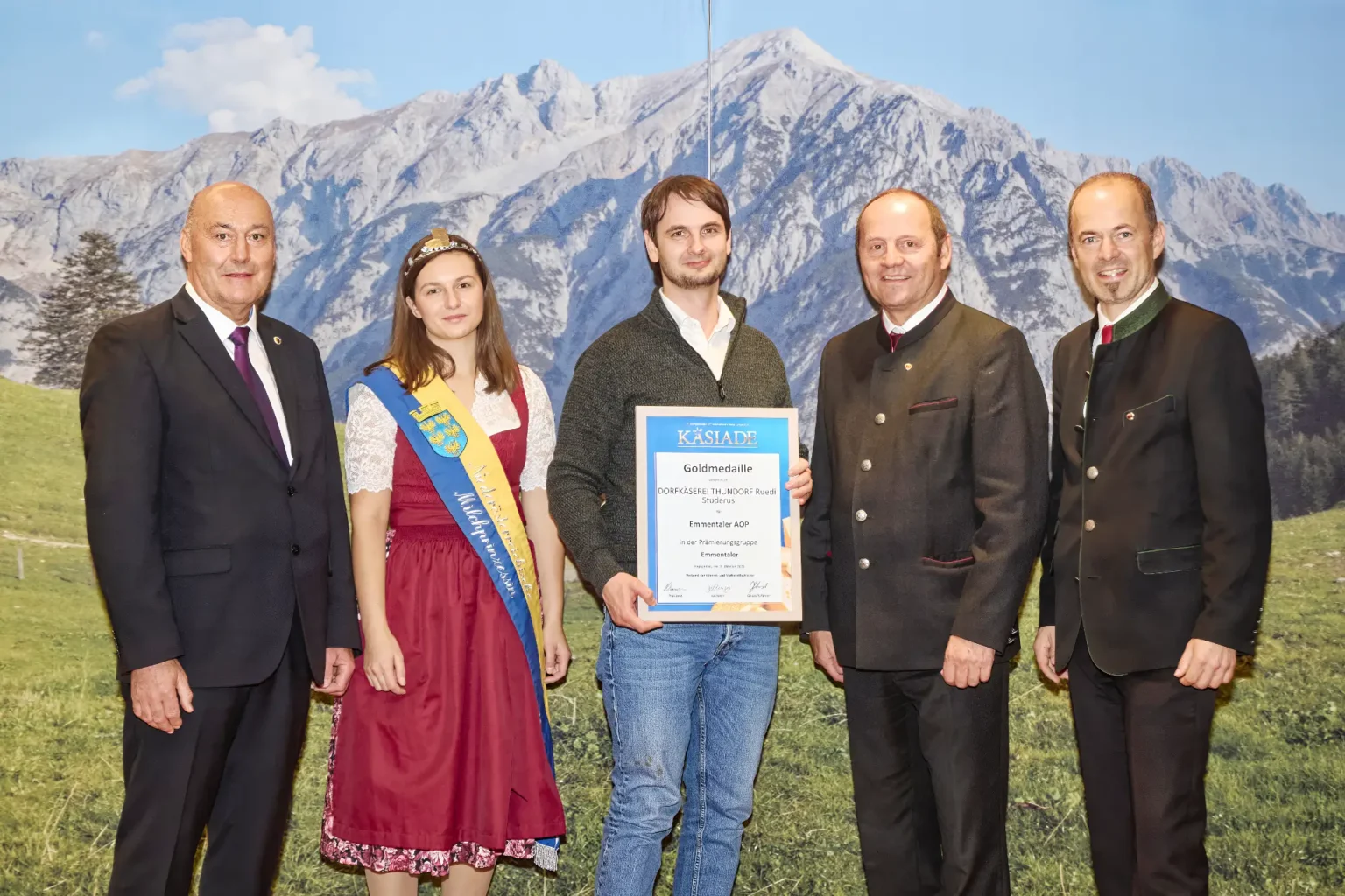 Goldmedaille Emmentaler-  Emmentaler AOP - Dorfkäserei Thundorf Ruedi Studerus