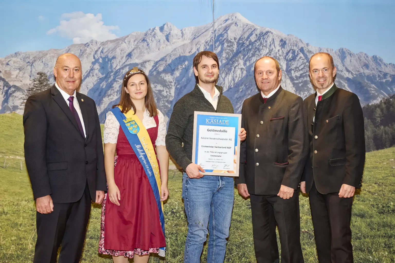 Goldmedaille Emmentaler - Emmentaler Switzerland AOP - Käserei Neuenschwander AG