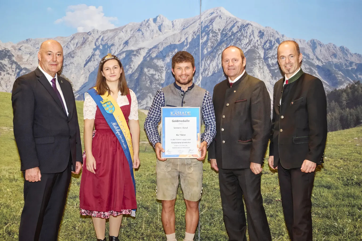 Goldmedaille Geschmierte Schnittkäse - Bio Tilsiter - Sennerei Danzl