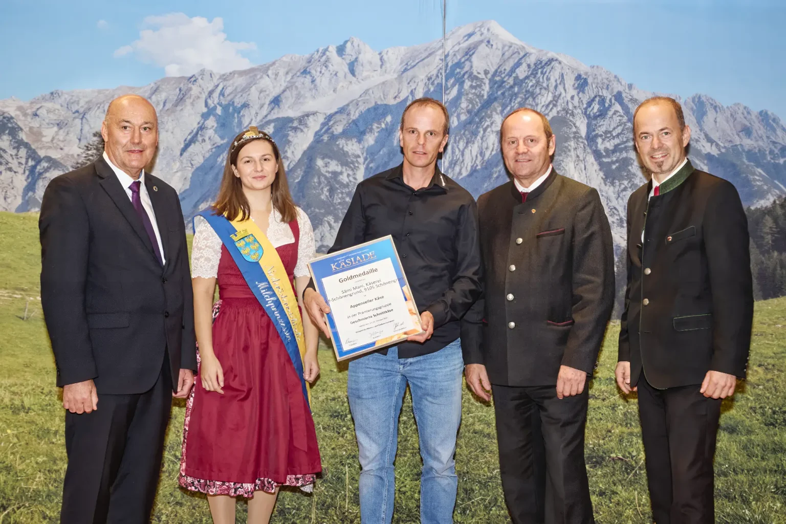 Goldmedaille Geschmierter Schnittkäse - Appenzeller Käse - Sämi Mani Käserei