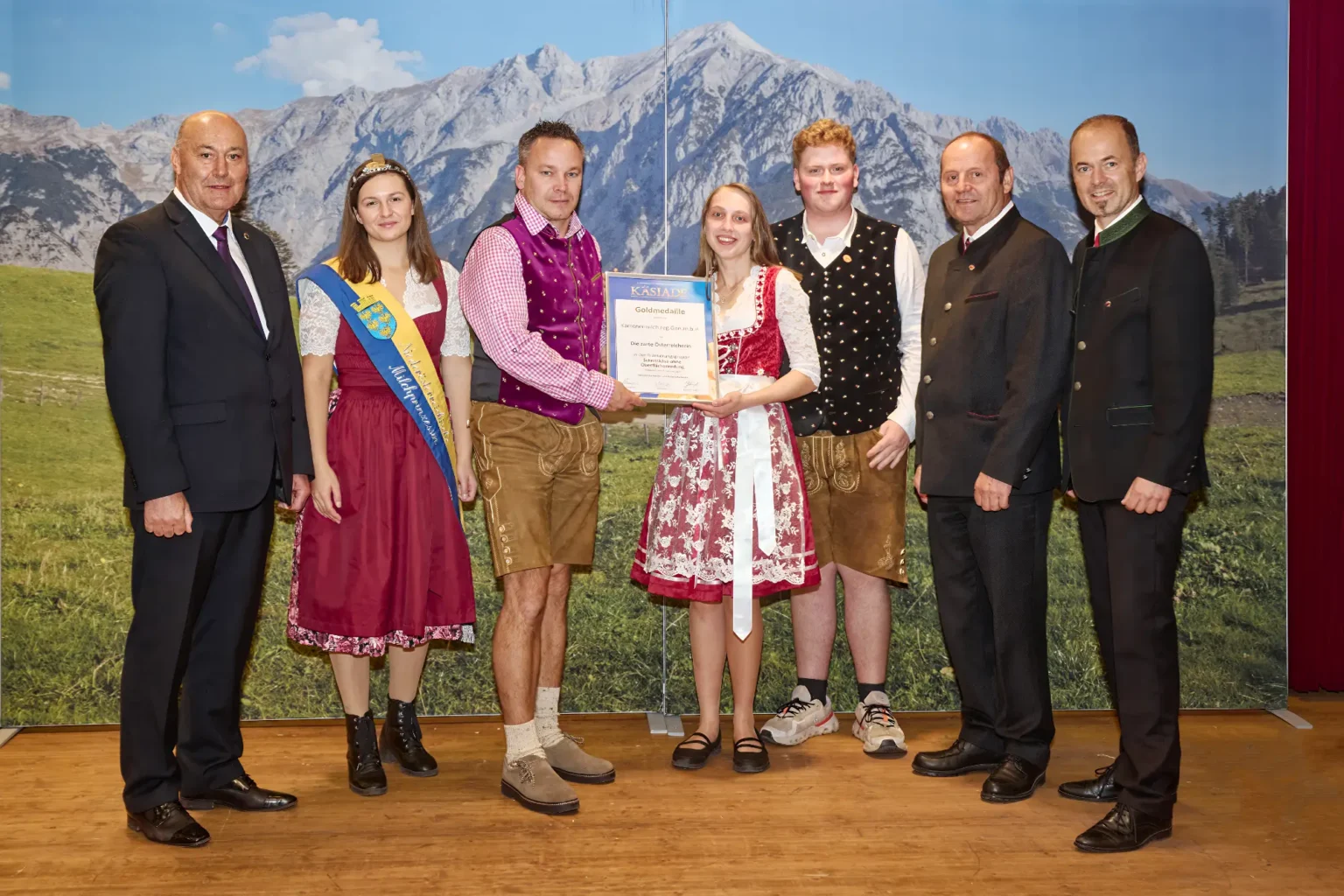 Goldmedaille Schnittkäse ohne Oberflächenreifung - Die zarte Österreicherin - Kärntnermilch