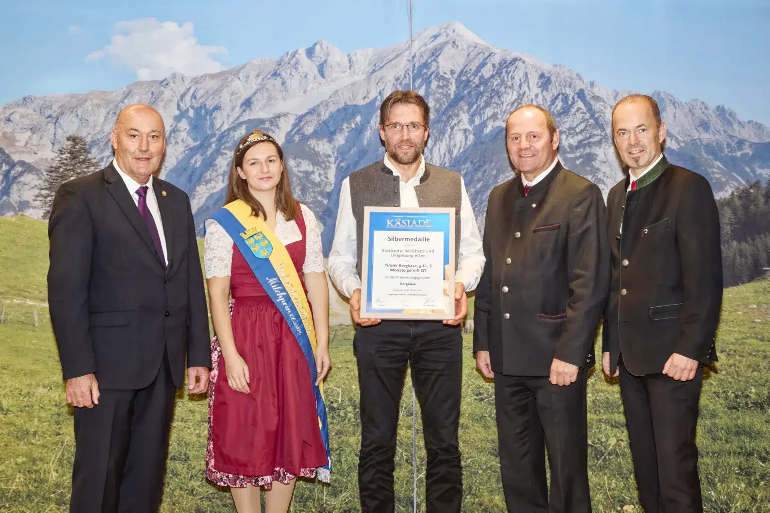Silbermedaille Bergkäse - Tiroler Bergkäse - Biokäserei Walchensee Und Umgebung EGen