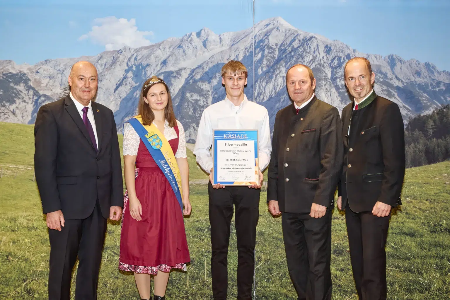 Silbermedaille Schnittkäse mit hohem Fettgehalt - Tirol Milch Kaiser Max - Berglandmilch EGen Werk Voitsberg