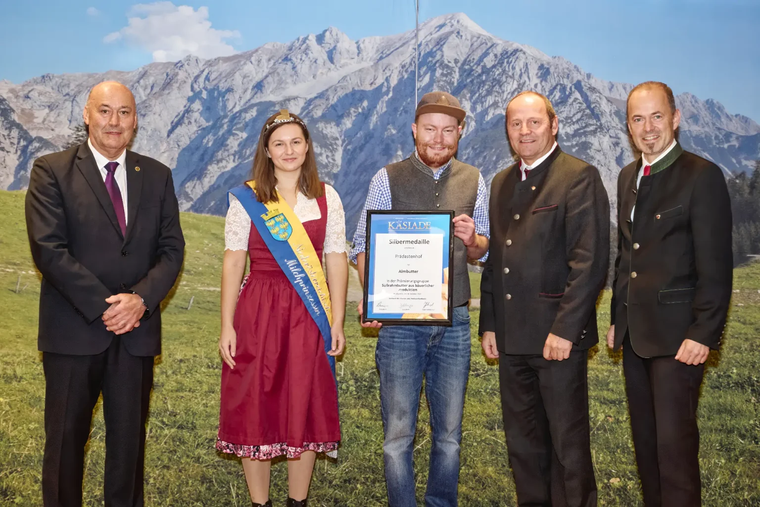 Silbermedaille Süßrahmbutter aus bäuerlicher Produktion - Almbutter - Prädastenhof